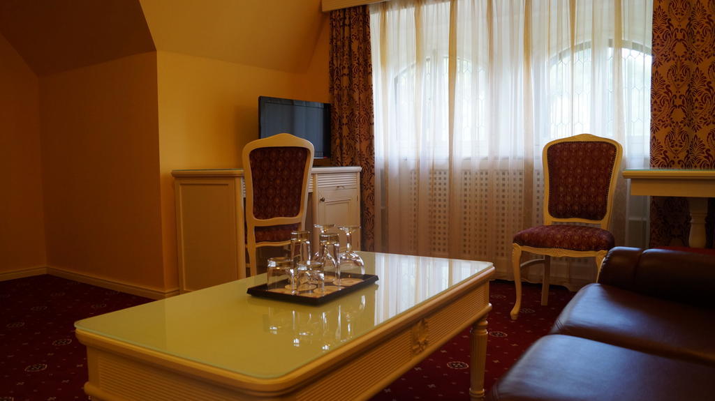 Complex La Tunuri - Vila Economat Sinaia Kamer foto