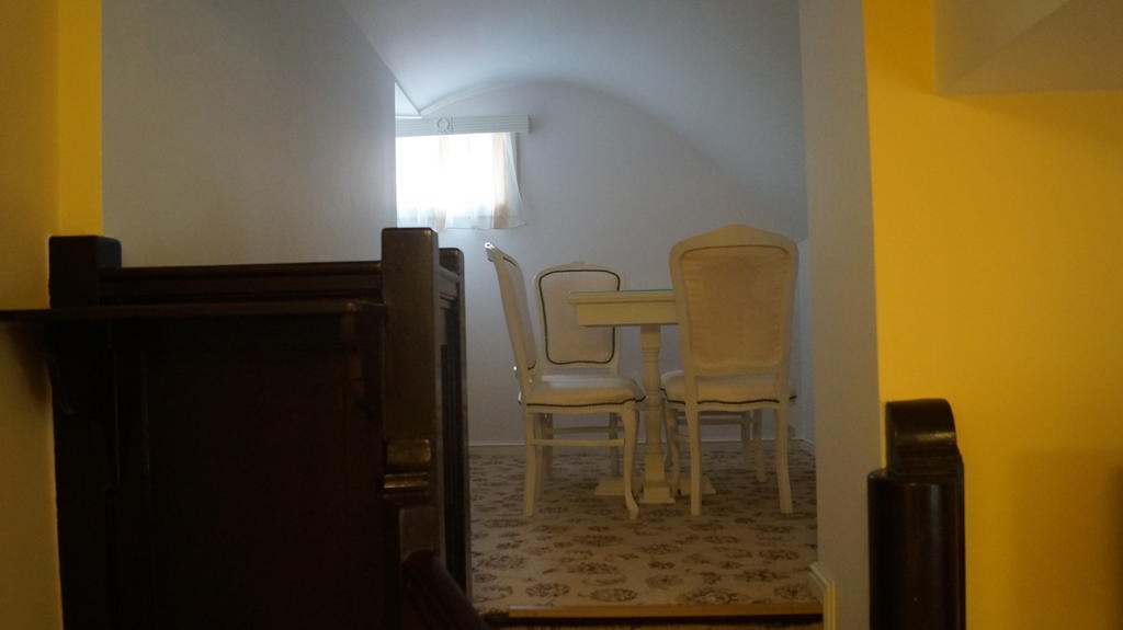 Complex La Tunuri - Vila Economat Sinaia Kamer foto