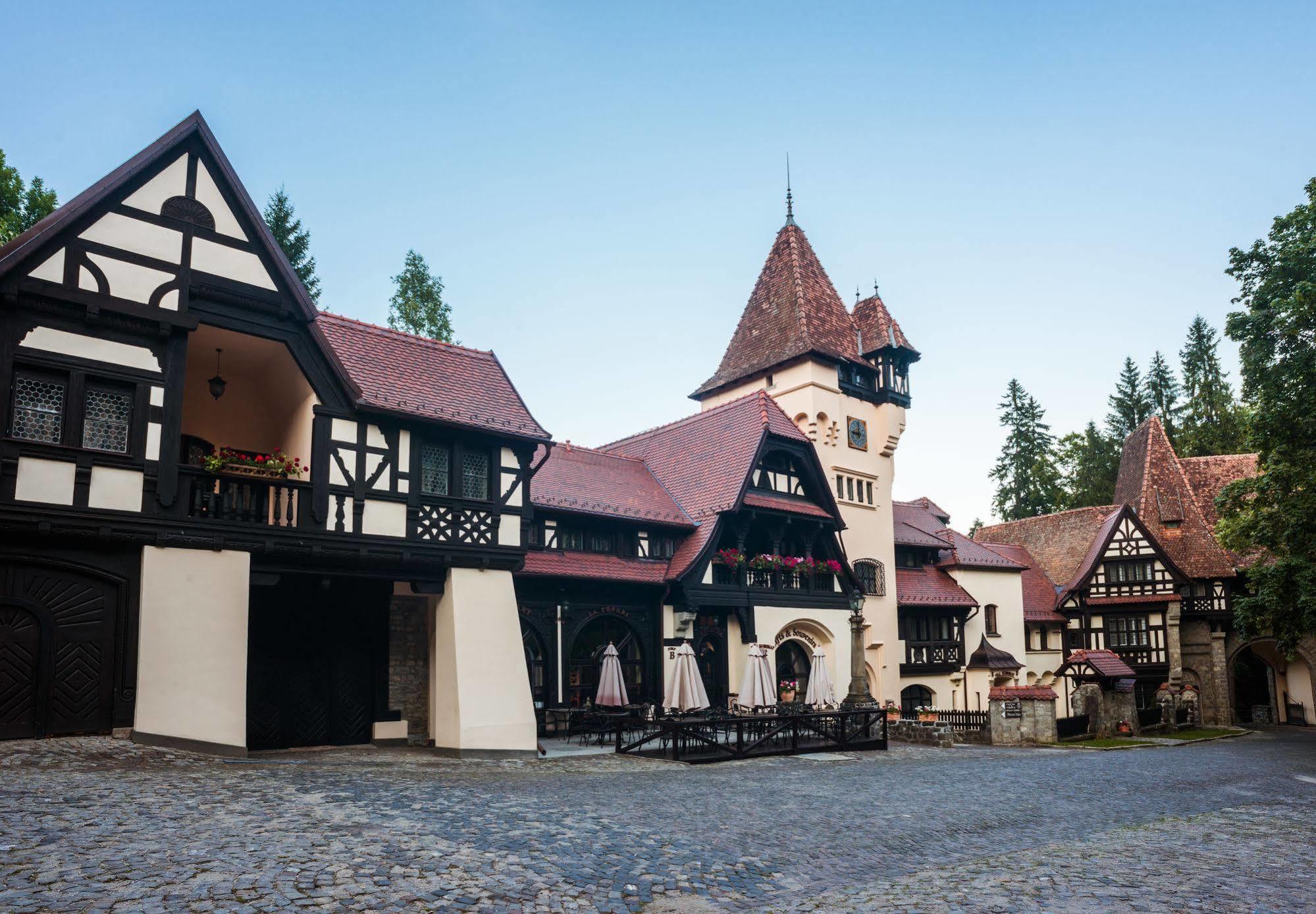 Complex La Tunuri - Vila Economat Sinaia Buitenkant foto