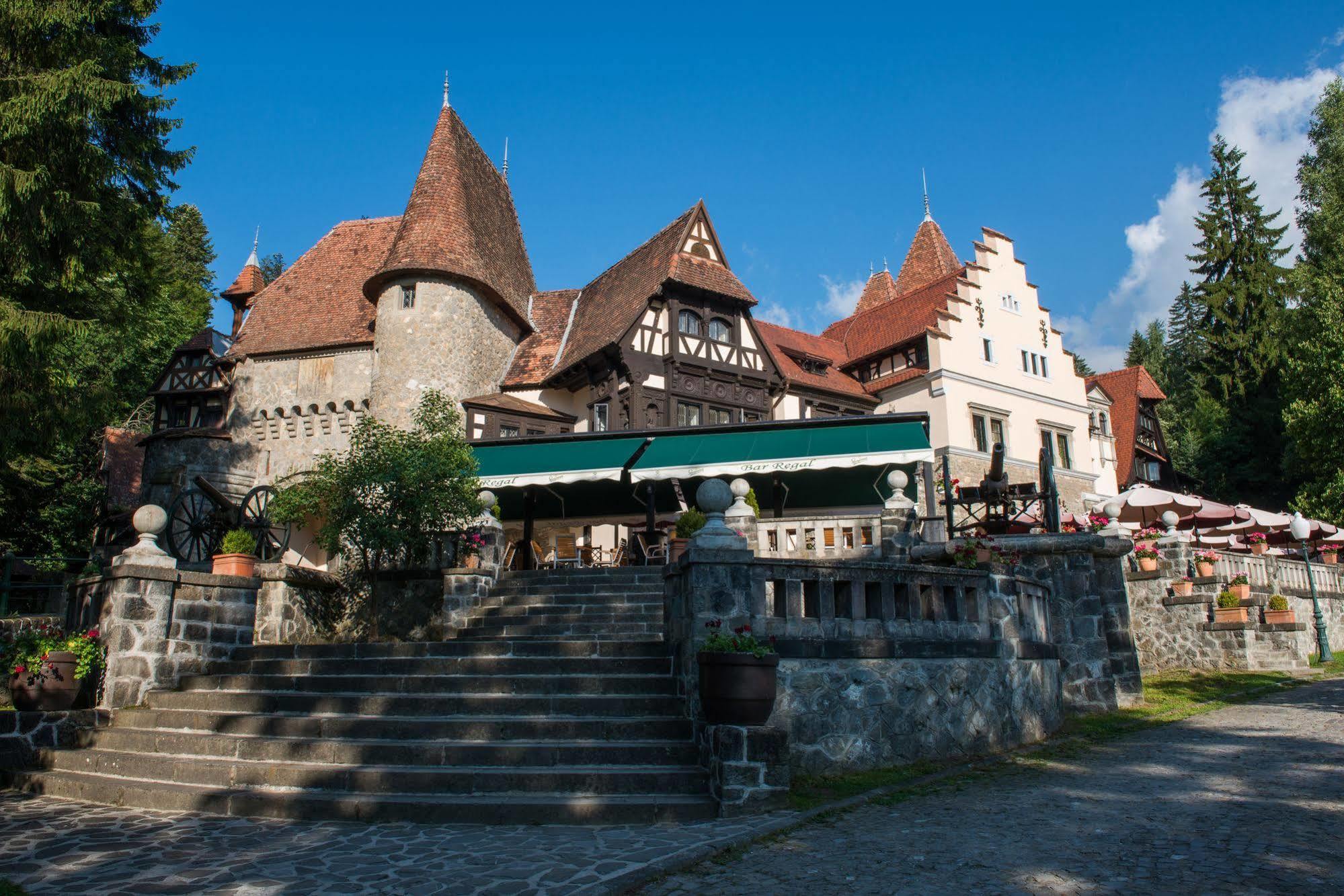 Complex La Tunuri - Vila Economat Sinaia Buitenkant foto